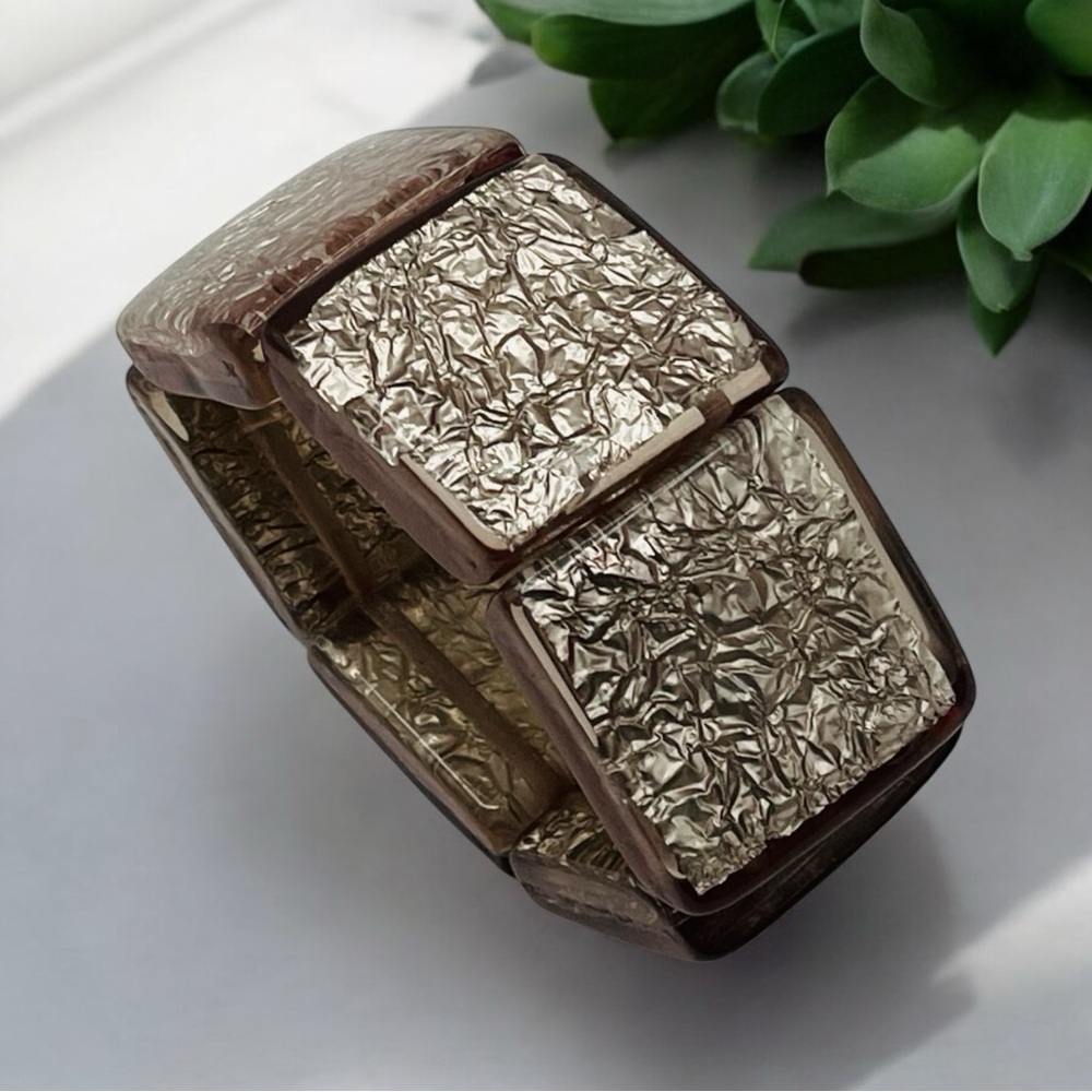 Stylish Vintage Silver Foil Lucite Panel Stretch Bracelet Statement Piece